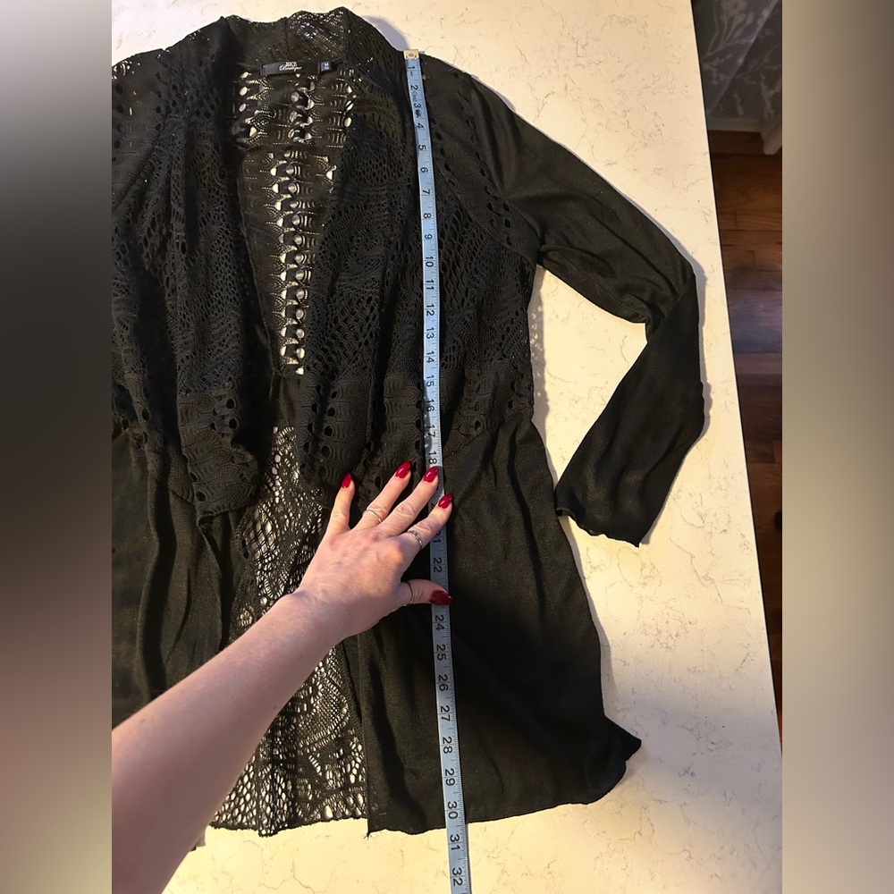 BKE Boutique Black Women's Crochet Lace Open-Front Cardigan - Picture 10 of 13
